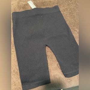 Zara seamless biker shorts in black